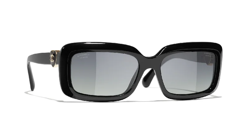 sunglasses with jingle vibes -  CHANEL 5520