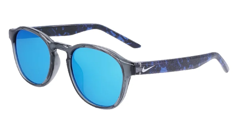 sunglasses for snowy spirals -  Nike Junior Smash M DZ7383