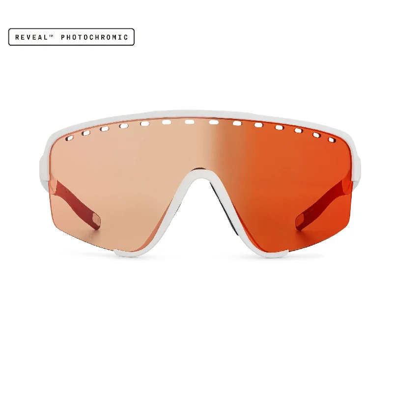 Matte White/Reveal Photochromic Red