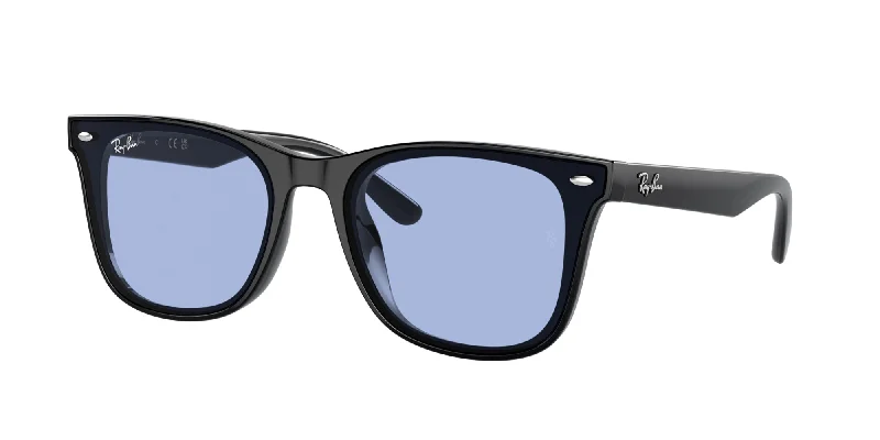 sunglasses with chilly winds -  Ray-Ban RB4420