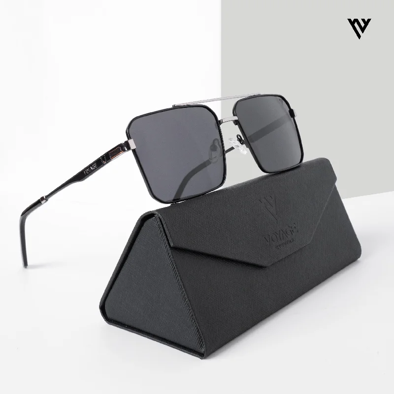 sunglasses with icy notes -  Wayfarer Polarized Sunglasses (Black Lens | Black & Grey Frame - PMG5309)