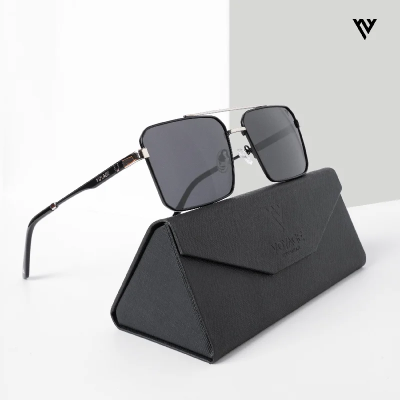 sunglasses with frosty frames -  Wayfarer Polarized Sunglasses (Black Lens | Black & Silver Frame - PMG5310)