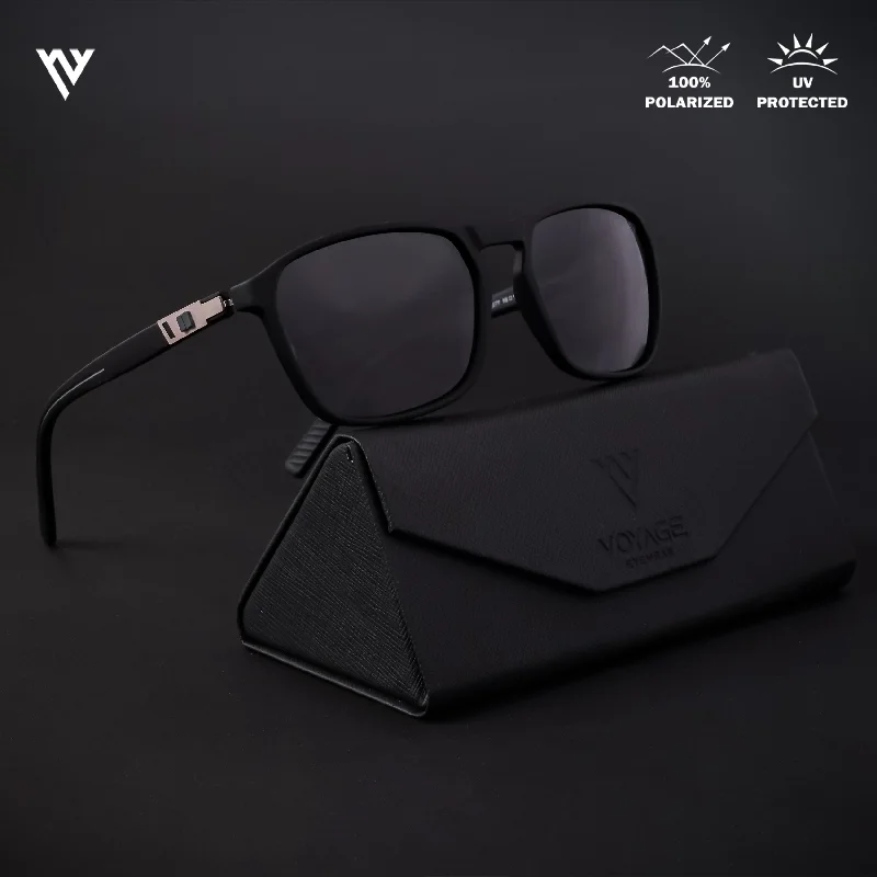 sunglasses for snowy downs -  Matt Black Polarized Wayfarer Sunglasses - PMG4306