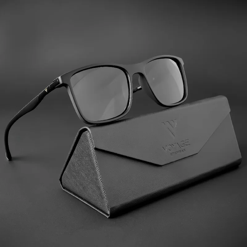 sunglasses with frosty clangs -  Wayfarer Polarized Sunglasses (Black Lens | Matt Black Frame - PMG5041)