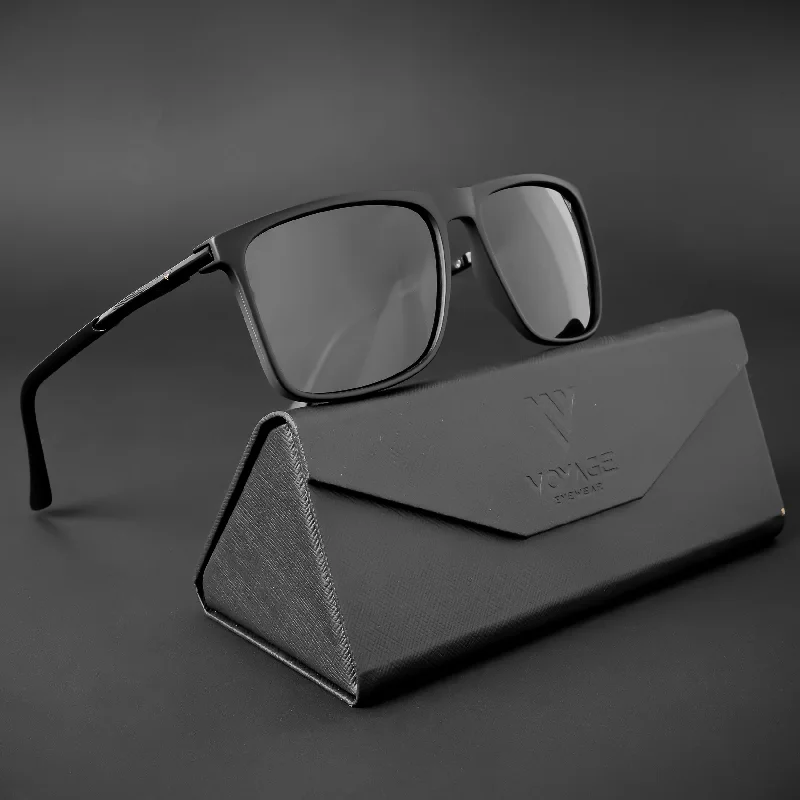 sunglasses with icy loops -  Wayfarer Polarized Sunglasses (Black Lens | Matt Black Frame - PMG5045)