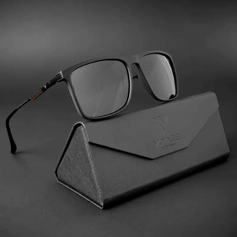 sunglasses with icy rises -  Wayfarer Polarized Sunglasses (Black Lens | Matt Black Frame - PMG5049)